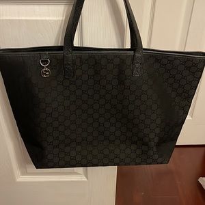 Gucci monogram tote. Authentic.